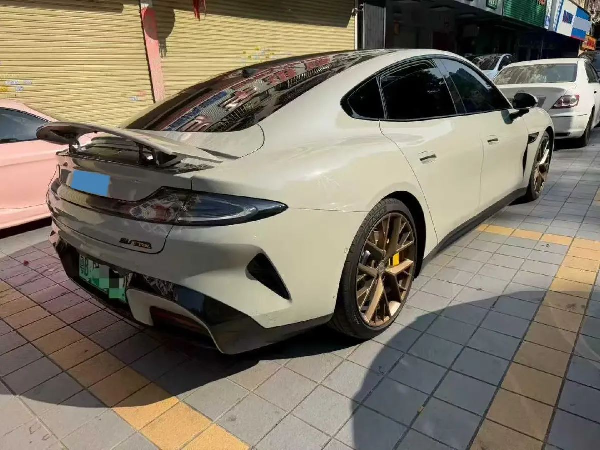 2024 MI SU7 BEV 101KWH,autocango,china used car exporter,china ev exporter,chinese used car exporter,chinese used ev exporter