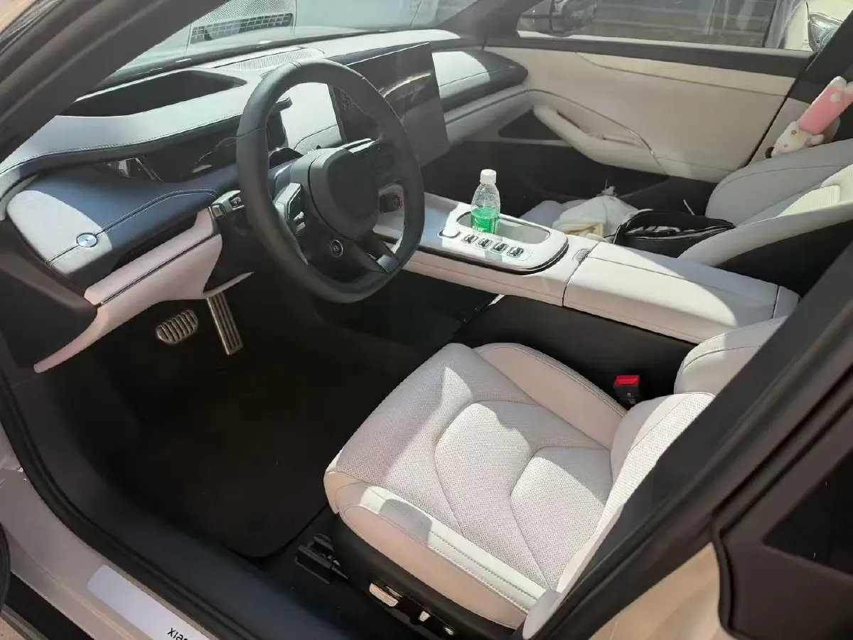 2024 MI SU7 BEV 101KWH,autocango,china used car exporter,china ev exporter,chinese used car exporter,chinese used ev exporter