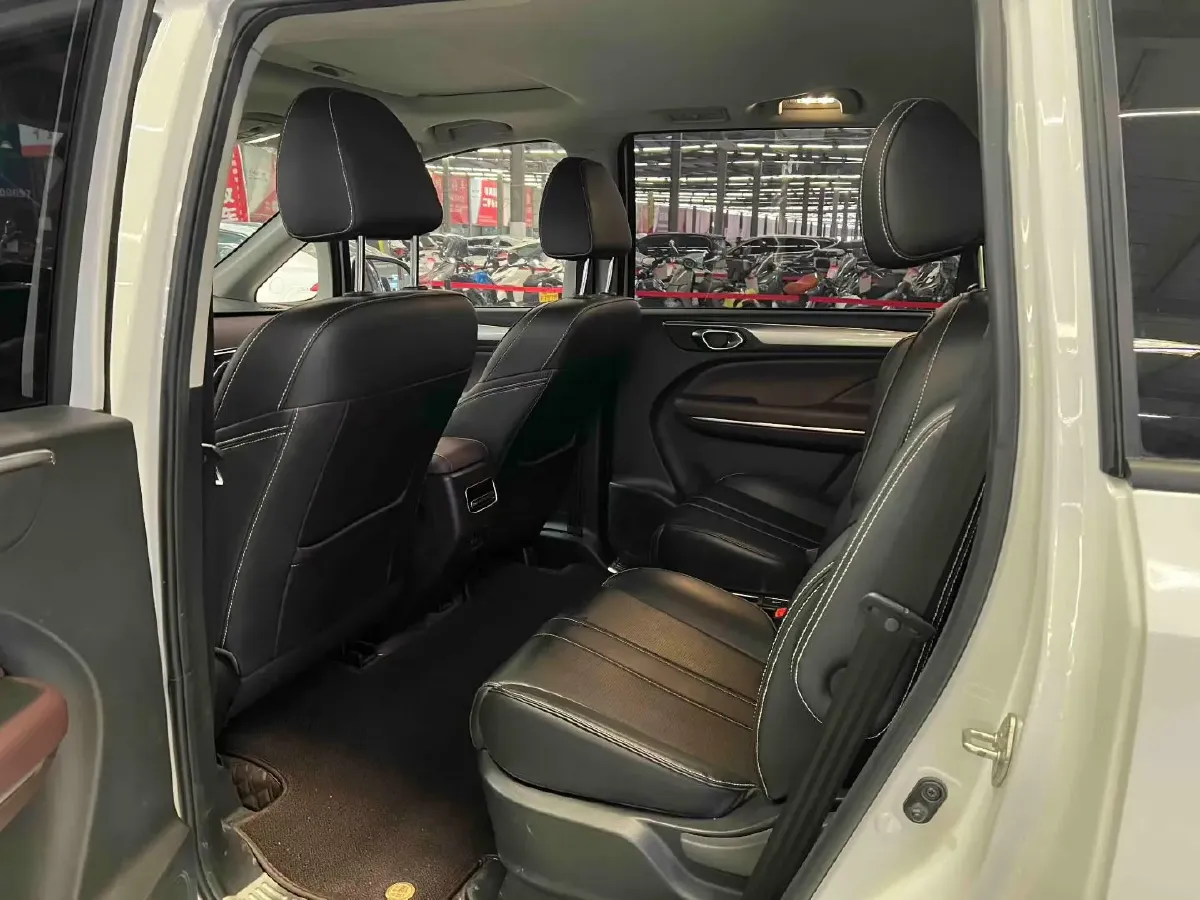 2023 GAC Trumpchi M6 1.5T 177HP L4 7DCT,autocango,china used car exporter,china ev exporter,chinese used car exporter,chinese used ev exporter