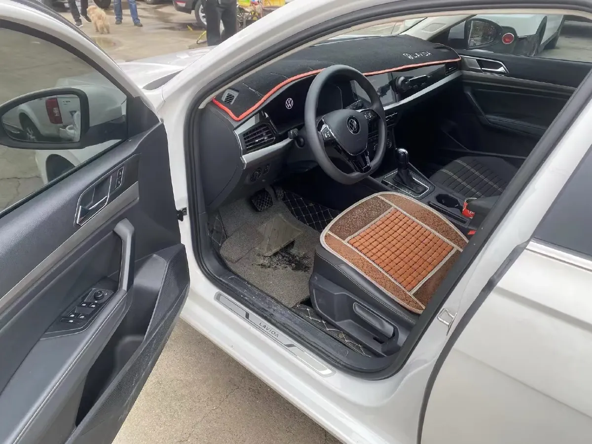 2021 Volkswagen Lavida 1.4T 150HP L4 7DCT,autocango,china used car exporter,china ev exporter,chinese used car exporter,chinese used ev exporter