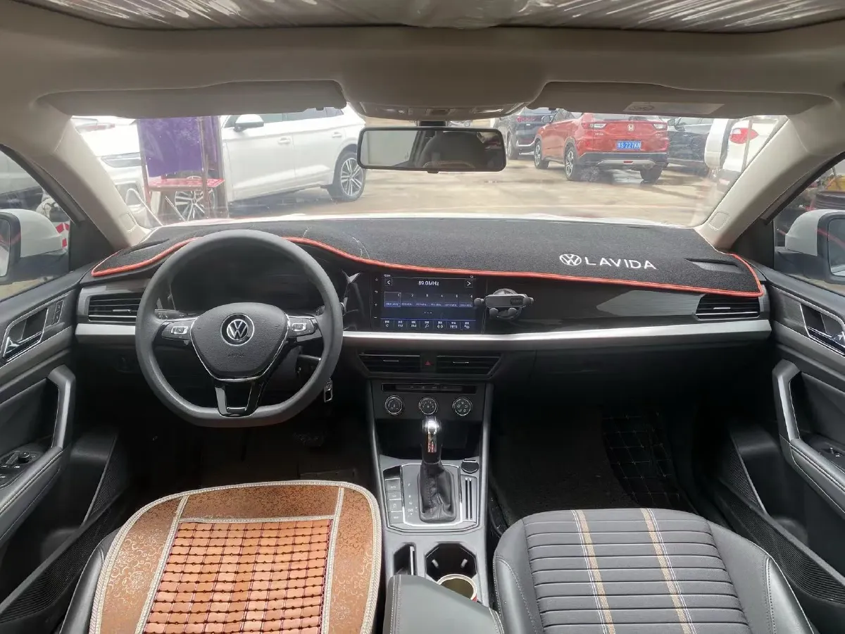 2021 Volkswagen Lavida 1.4T 150HP L4 7DCT,autocango,china used car exporter,china ev exporter,chinese used car exporter,chinese used ev exporter