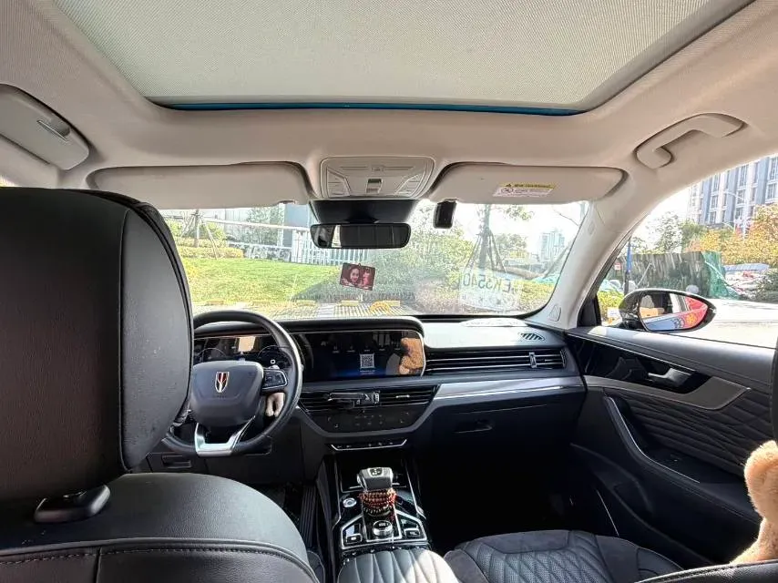 2022 HongQi HS5 2.0T 224HP L4 6AT,autocango,china used car exporter,china ev exporter,chinese used car exporter,chinese used ev exporter