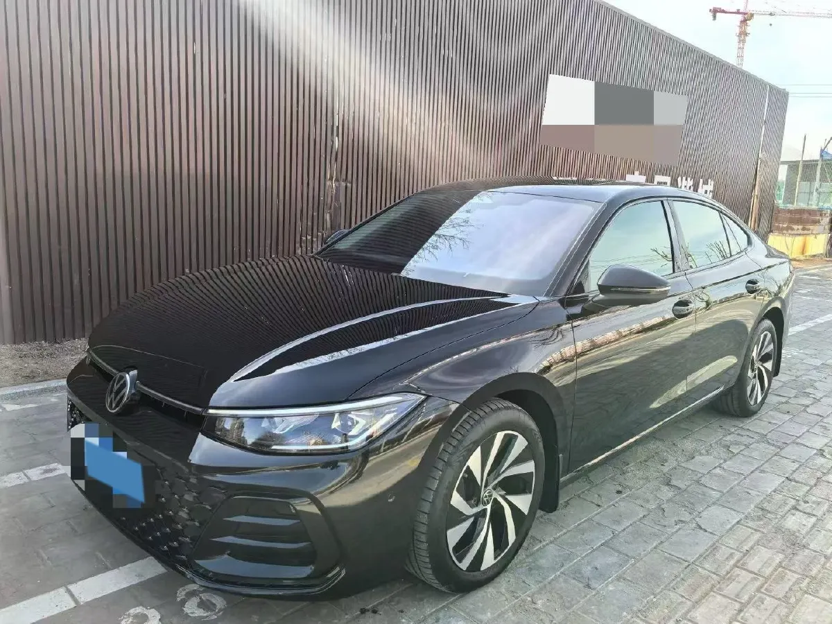 2025 Volkswagen Passat 2.0T 220HP L4 7DCT,autocango,china used car exporter,china ev exporter,chinese used car exporter,chinese used ev exporter