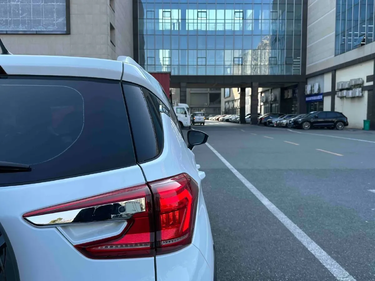 2021 BYD Song Pro 1.5T 160HP L4 7DCT,autocango,china used car exporter,china ev exporter,chinese used car exporter,chinese used ev exporter