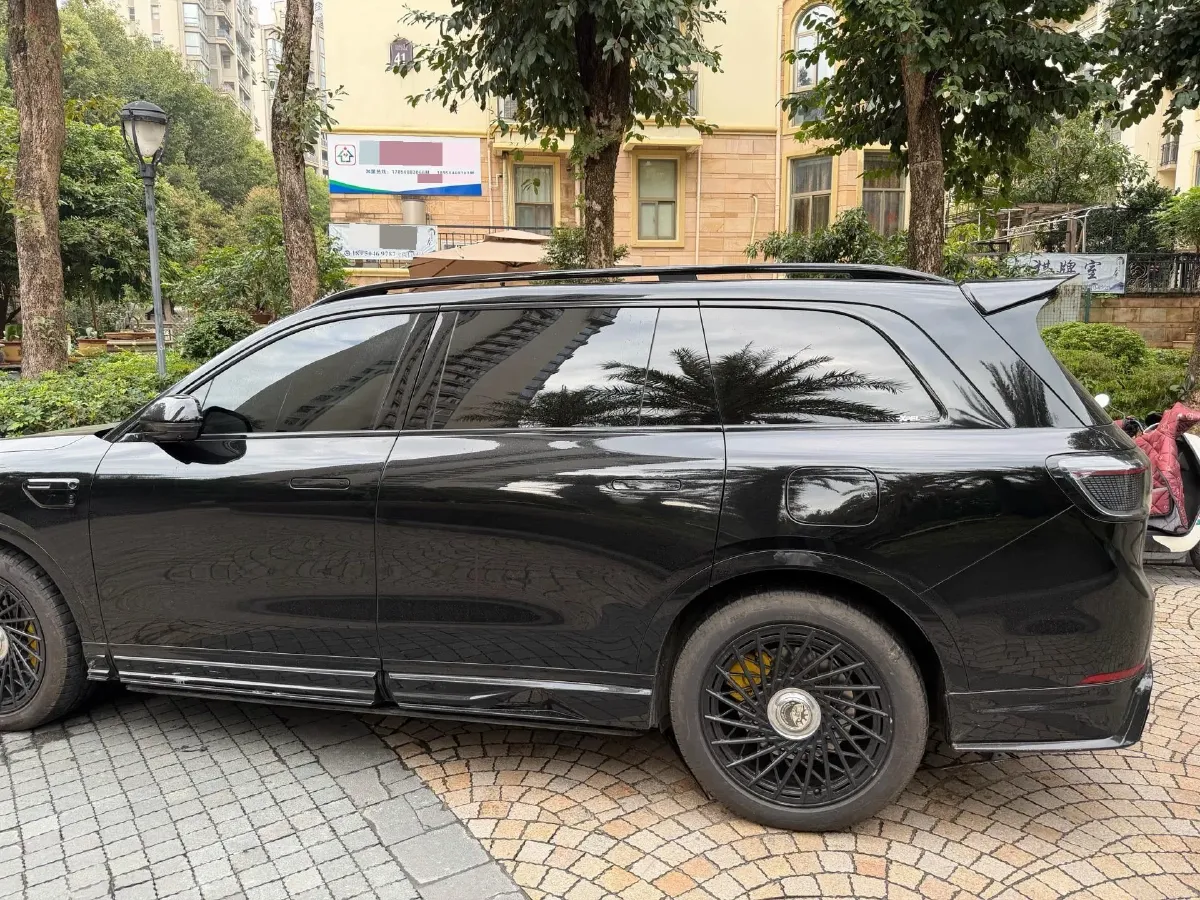 2025 AITO AITO M9 REEV 160HP REEV 52KWH,autocango,china used car exporter,china ev exporter,chinese used car exporter,chinese used ev exporter