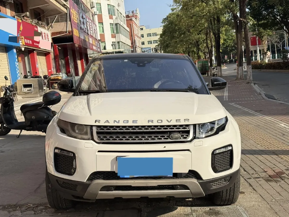 2018 Land Rover Range Rover Evoque 2.0T 241HP L4 9AT,autocango,china used car exporter,china ev exporter,chinese used car exporter,chinese used ev exporter