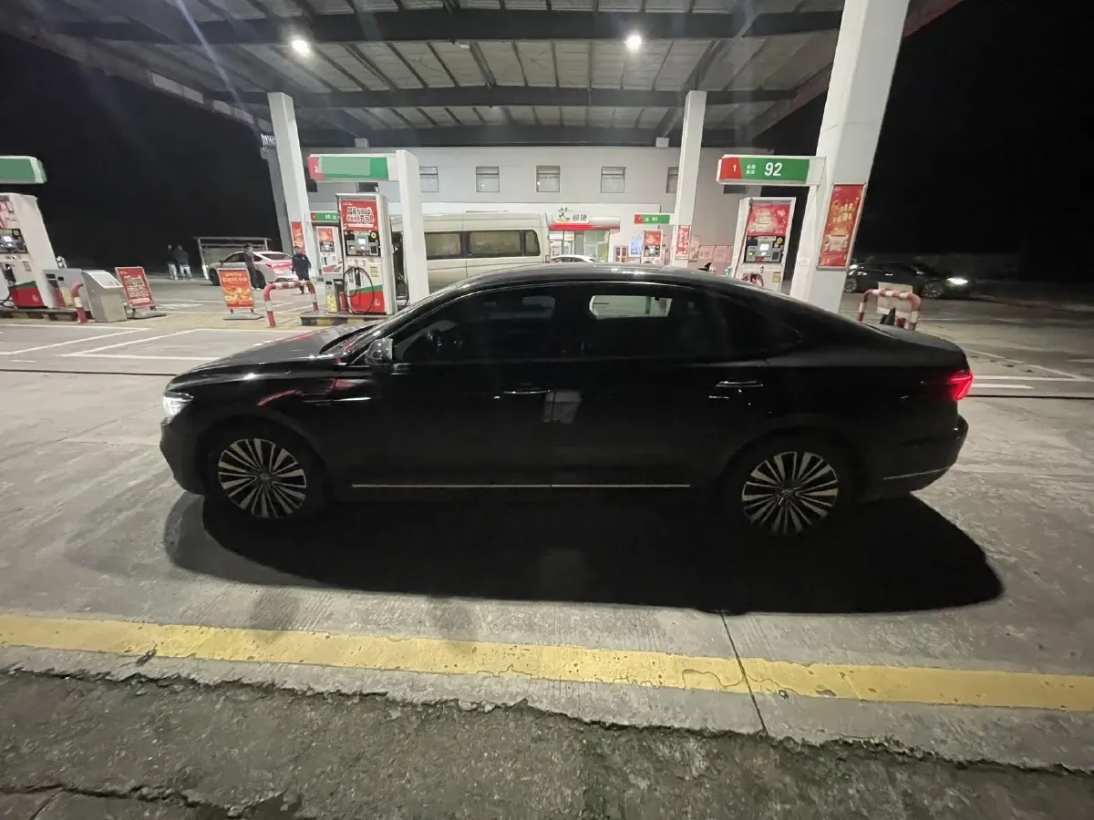 2019 Volvo V40 1.5T 152HP L4 6AT,autocango,china used car exporter,china ev exporter,chinese used car exporter,chinese used ev exporter