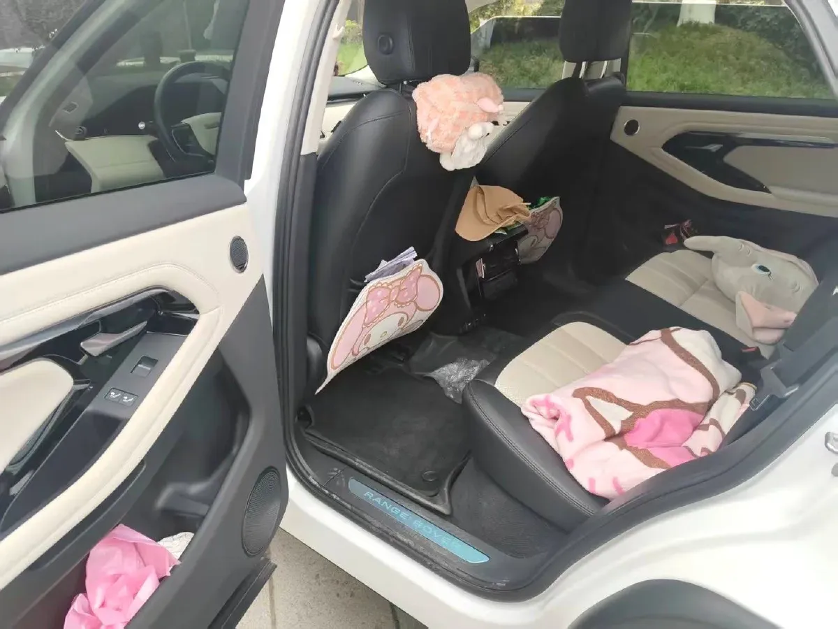 2023 Land Rover Range Rover Evoque 2.0T 249HP L4 9AT,autocango,china used car exporter,china ev exporter,chinese used car exporter,chinese used ev exporter