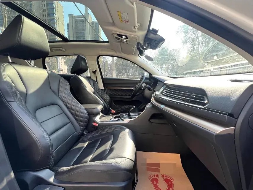 2021 Haval H6 1.5T 169HP L4 7DCT,autocango,china used car exporter,china ev exporter,chinese used car exporter,chinese used ev exporter