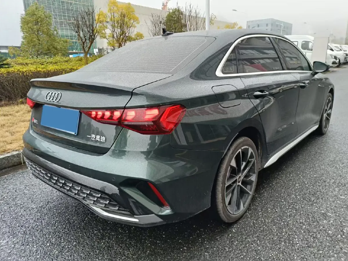 2025 Audi A3 1.5T 160HP L4 7DCT,autocango,china used car exporter,china ev exporter,chinese used car exporter,chinese used ev exporter