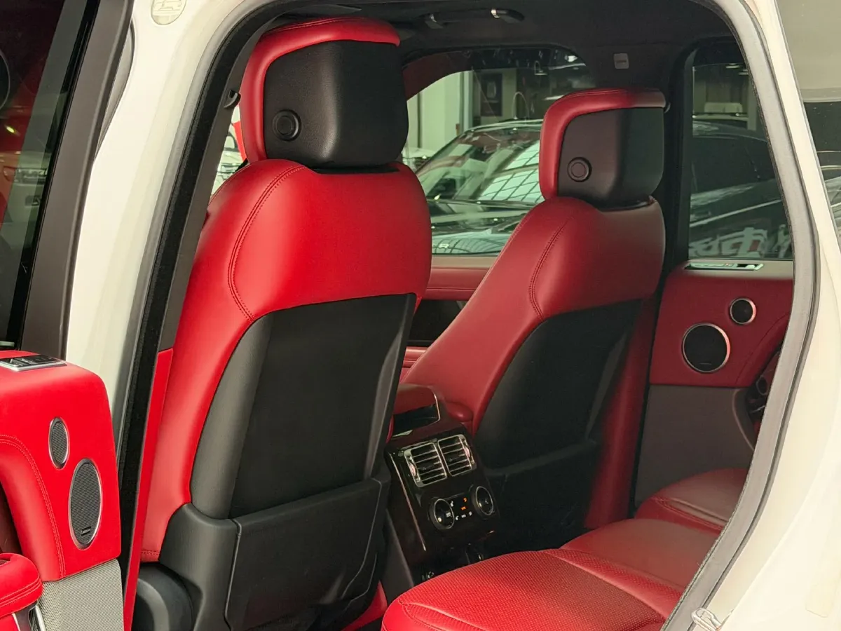 2022 Land Rover Range Rover 3.0T 360HP L6 8AT,autocango,china used car exporter,china ev exporter,chinese used car exporter,chinese used ev exporter