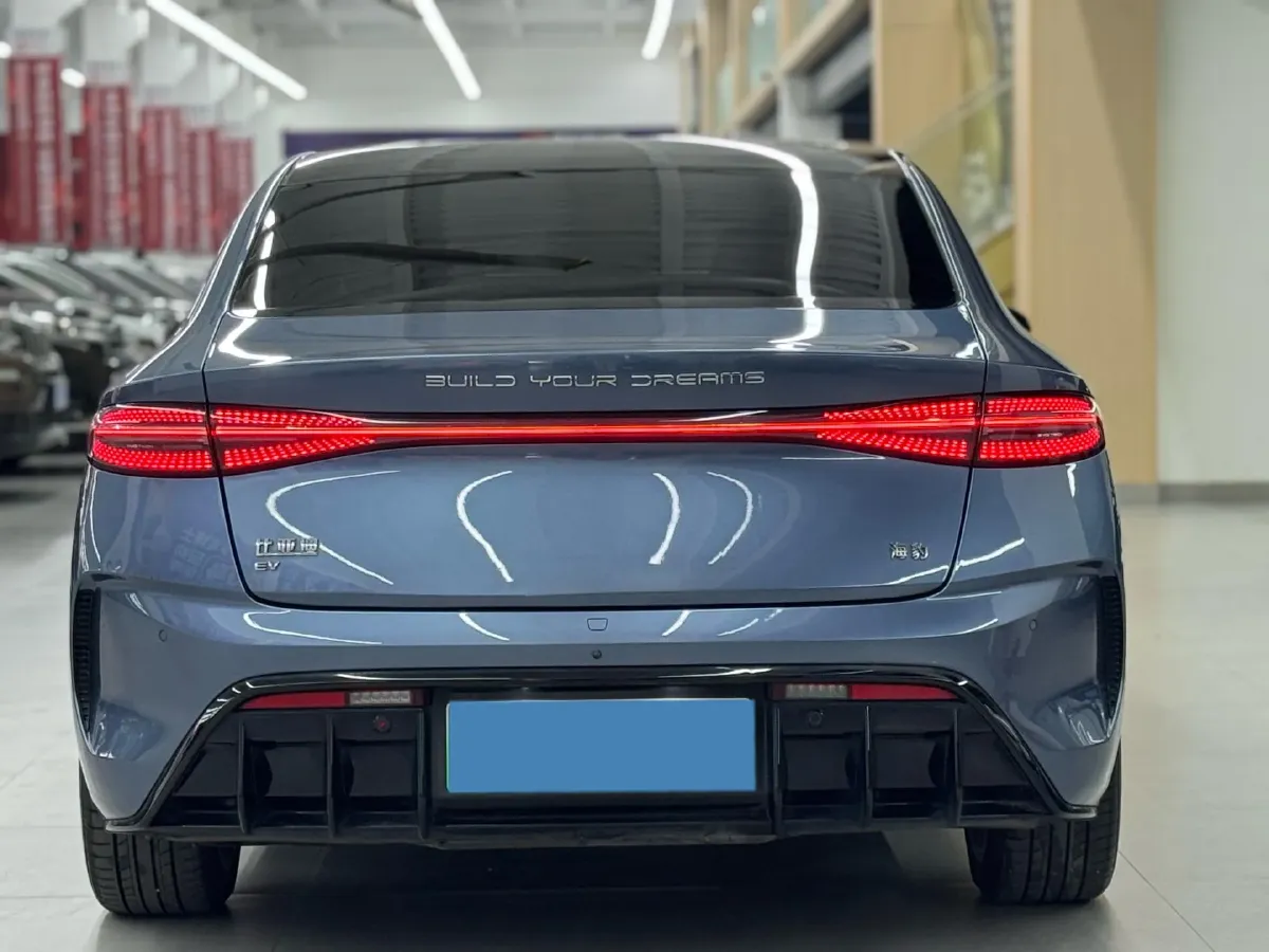 2022 AITO AITO M5 Range Extended 125HP REEV 40KWH,autocango,china used car exporter,china ev exporter,chinese used car exporter,chinese used ev exporter