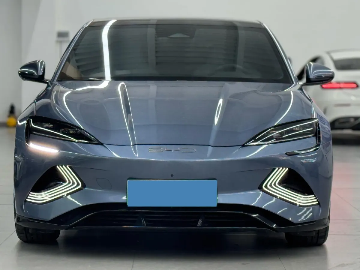 2022 AITO AITO M5 Range Extended 125HP REEV 40KWH,autocango,china used car exporter,china ev exporter,chinese used car exporter,chinese used ev exporter