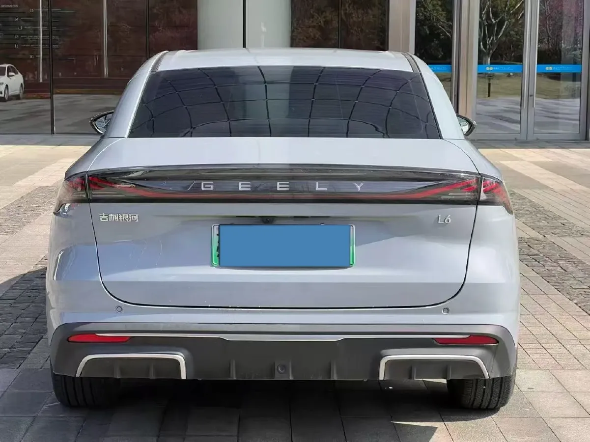 2024 Geely Galaxy L6 1.5T 163HP L4 3DHT PHEV,autocango,china used car exporter,china ev exporter,chinese used car exporter,chinese used ev exporter