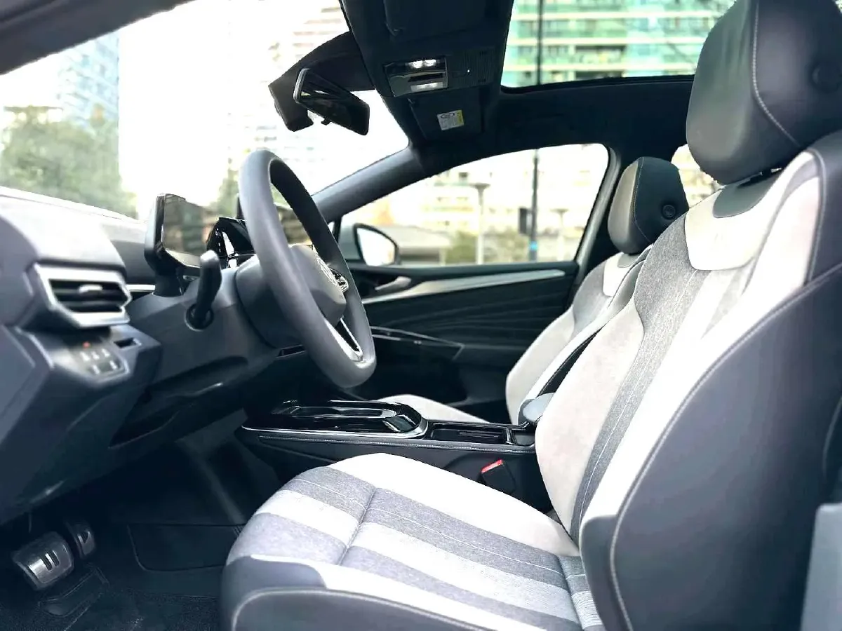 2021 Volkswagen ID.4 Crozz BEV 84.8KWH,autocango,china used car exporter,china ev exporter,chinese used car exporter,chinese used ev exporter