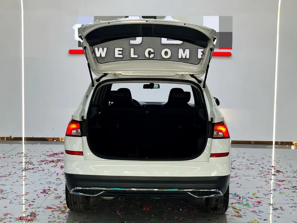 2022 Skoda Kamiq 1.5L 112HP L4 6AT,autocango,china used car exporter,china ev exporter,chinese used car exporter,chinese used ev exporter