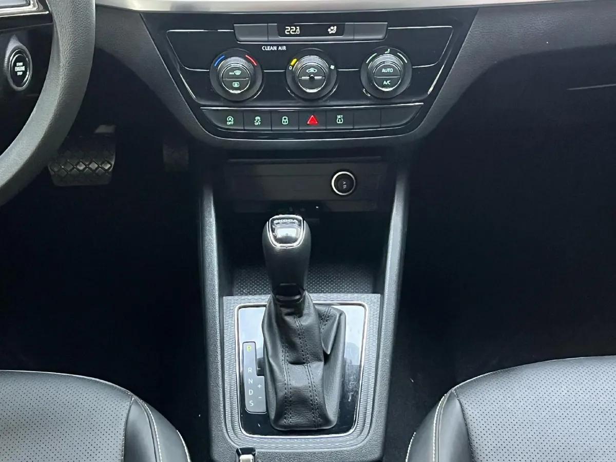 2022 Skoda Kamiq 1.5L 112HP L4 6AT,autocango,china used car exporter,china ev exporter,chinese used car exporter,chinese used ev exporter