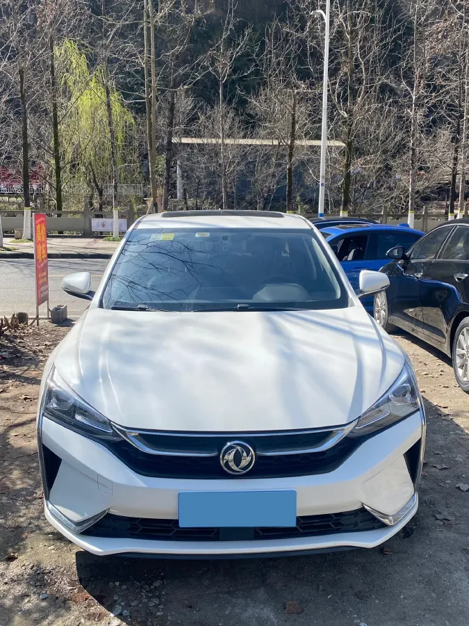 2020 DongFeng Aeolus YiXuan 1.5T 150HP L4 6DCT,autocango,china used car exporter,china ev exporter,chinese used car exporter,chinese used ev exporter