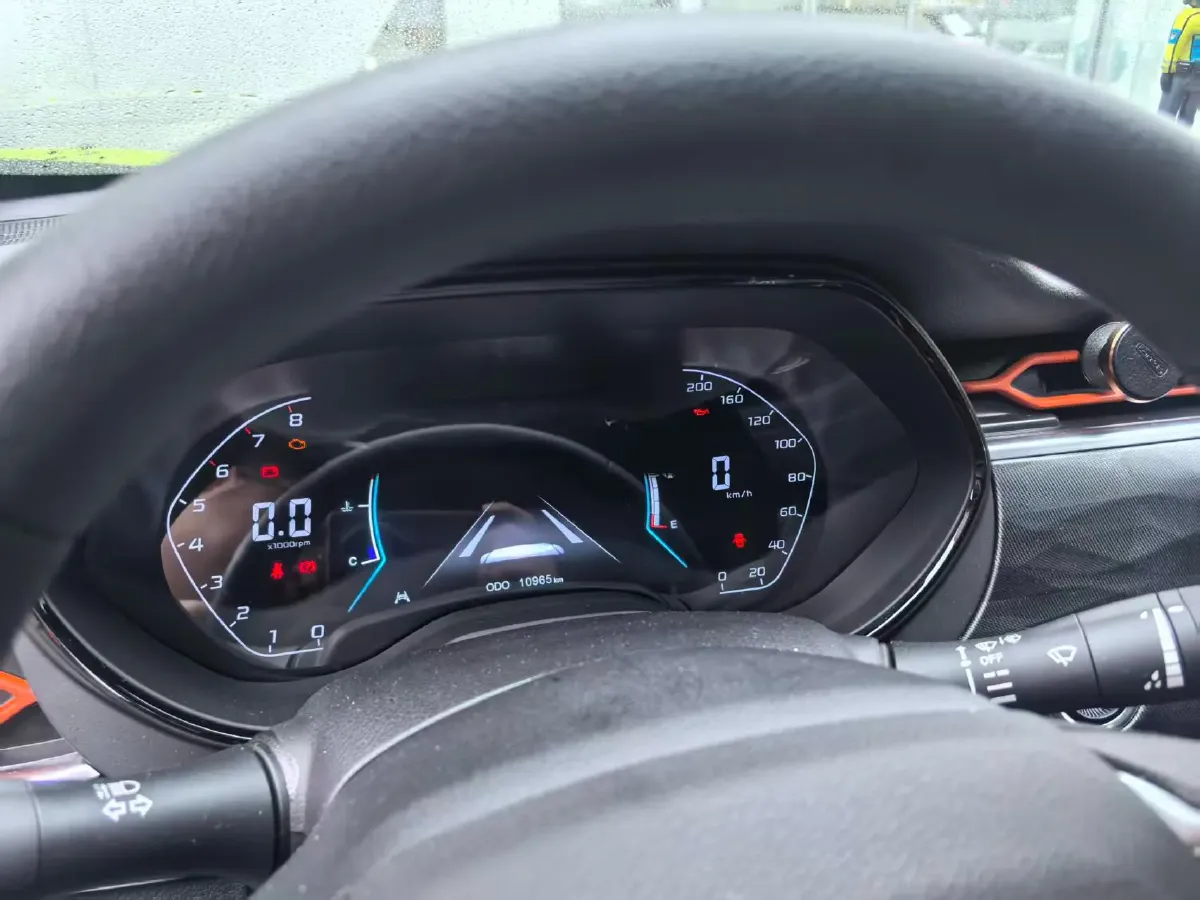 2023 Dongfeng RuiQi 7 2.0T 228HP L4 8AT,autocango,china used car exporter,china ev exporter,chinese used car exporter,chinese used ev exporter