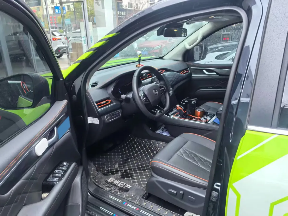 2023 Dongfeng RuiQi 7 2.0T 228HP L4 8AT,autocango,china used car exporter,china ev exporter,chinese used car exporter,chinese used ev exporter