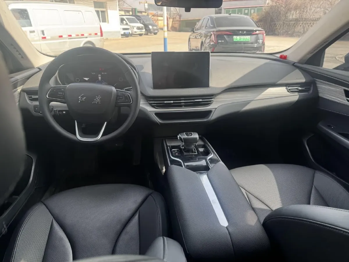 2023 HongQi E-QM5 BEV 82KWH,autocango,china used car exporter,china ev exporter,chinese used car exporter,chinese used ev exporter