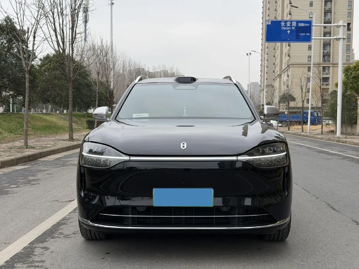 2025 AITO AITO M9 REEV 160HP REEV 52KWH,autocango,china used car exporter,china ev exporter,chinese used car exporter,chinese used ev exporter