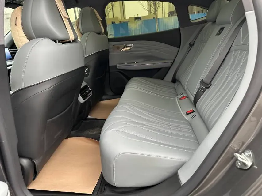 2025 MAXUS InterstellarX 2.5T 224HP L4 8AT,autocango,china used car exporter,china ev exporter,chinese used car exporter,chinese used ev exporter