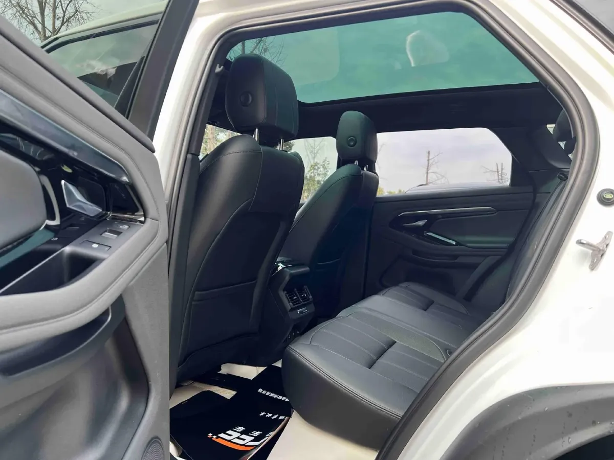 2020 Land Rover Range Rover Evoque 2.0T 249HP L4 9AT,autocango,china used car exporter,china ev exporter,chinese used car exporter,chinese used ev exporter