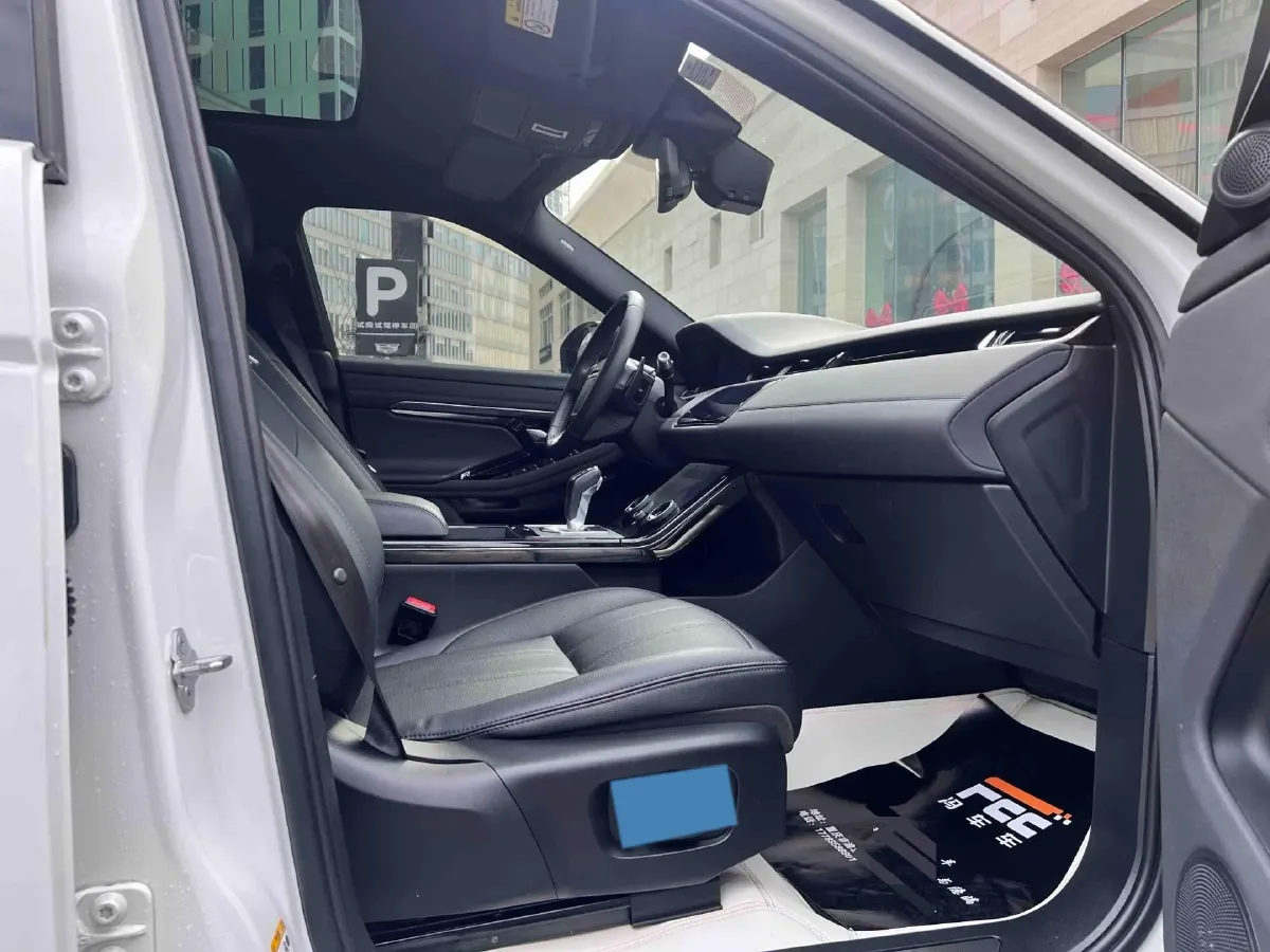 2020 Land Rover Range Rover Evoque 2.0T 249HP L4 9AT,autocango,china used car exporter,china ev exporter,chinese used car exporter,chinese used ev exporter