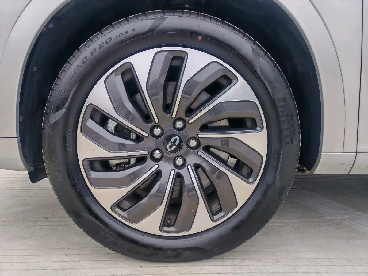 2024 AITO AITO M7 1.5T 152HP L4 REEV 38.5KWH,autocango,china used car exporter,china ev exporter,chinese used car exporter,chinese used ev exporter