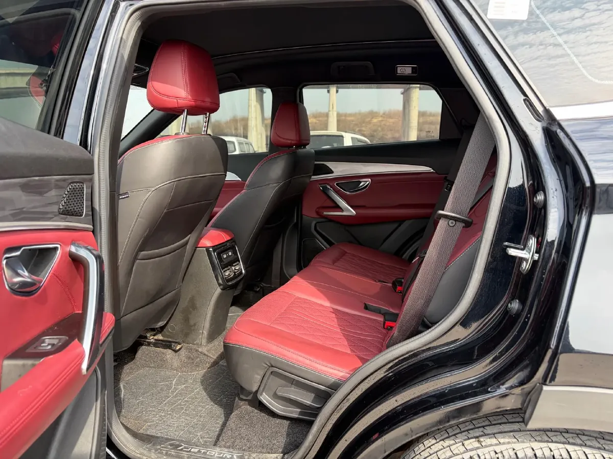 2023 Jetour X70 Plus 1.5T 156HP L4 6DCT,autocango,china used car exporter,china ev exporter,chinese used car exporter,chinese used ev exporter