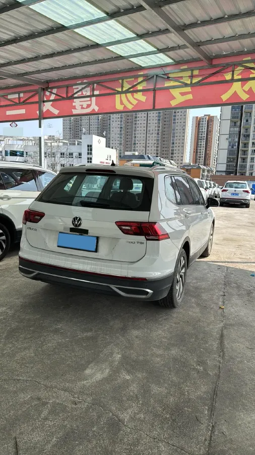2023 Volkswagen Tiguan L 1.5T 160HP L4 7DCT,autocango,china used car exporter,china ev exporter,chinese used car exporter,chinese used ev exporter