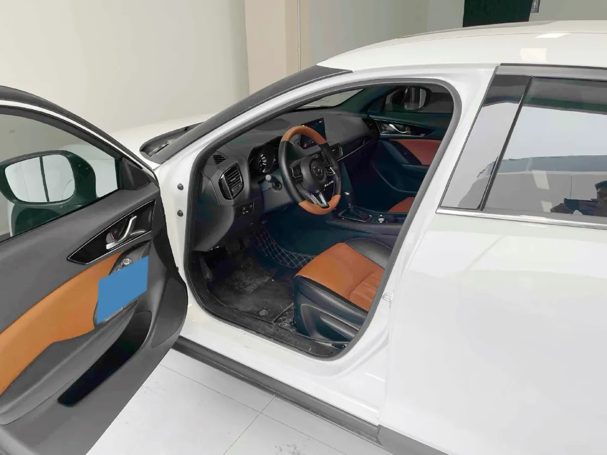 2021 Mazda CX-4 2.0L 158HP L4 6AT,autocango,china used car exporter,china ev exporter,chinese used car exporter,chinese used ev exporter