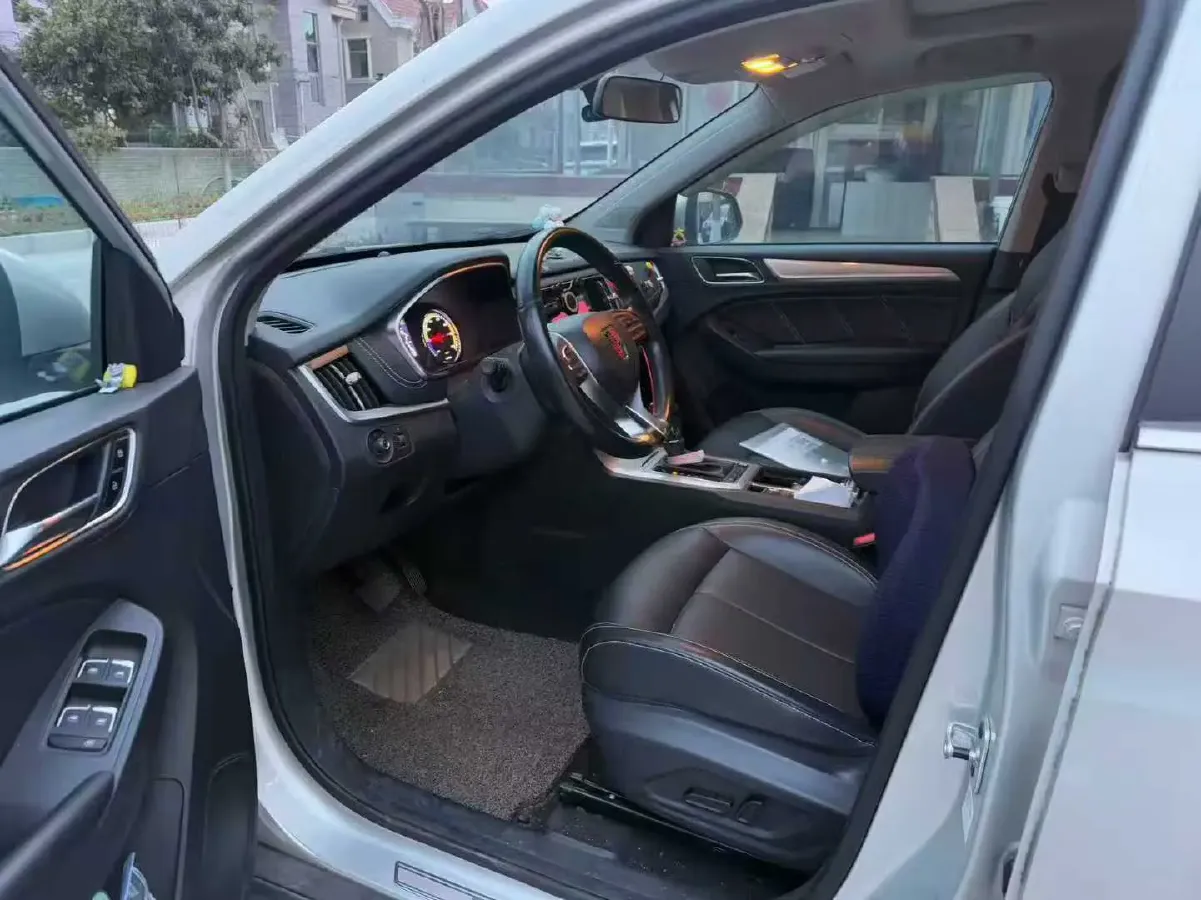 2019 Roewe RX5 1.5T 162HP L4 2AT PHEV 12KWH,autocango,china used car exporter,china ev exporter,chinese used car exporter,chinese used ev exporter