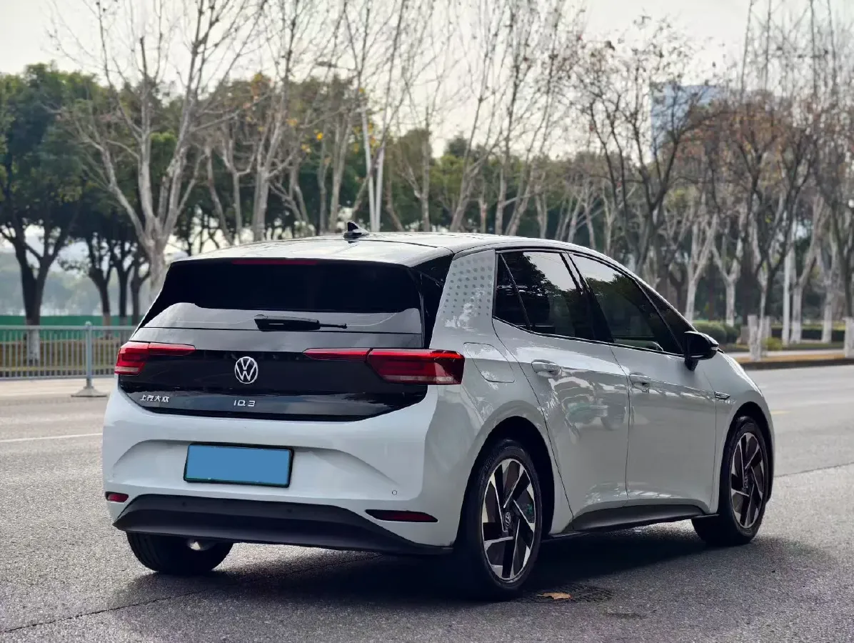 2023 Volkswagen ID.3 BEV 52.8KWH,autocango,china used car exporter,china ev exporter,chinese used car exporter,chinese used ev exporter