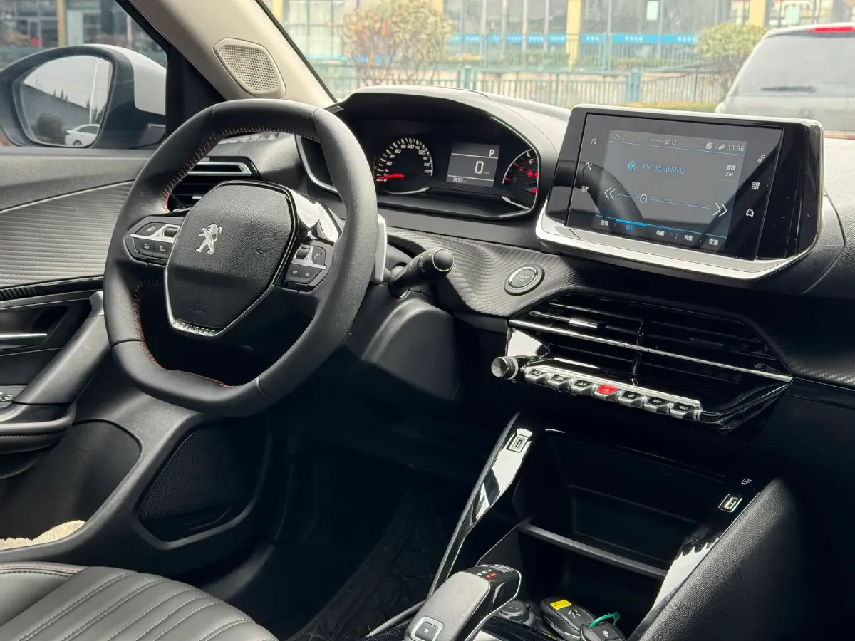 2022 Peugeot 2008 1.2T 136HP L3 6DCT,autocango,china used car exporter,china ev exporter,chinese used car exporter,chinese used ev exporter