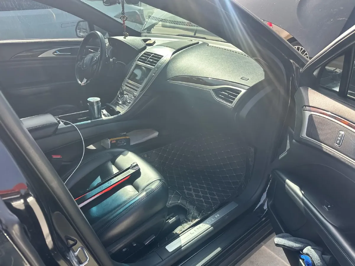 2017 Lincoln MKZ 2.0T 203HP L4 6AT,autocango,china used car exporter,china ev exporter,chinese used car exporter,chinese used ev exporter