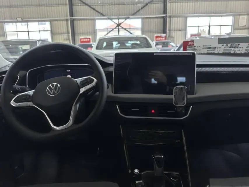 2025 Volkswagen Tayron 1.5T 160HP L4 7DCT,autocango,china used car exporter,china ev exporter,chinese used car exporter,chinese used ev exporter