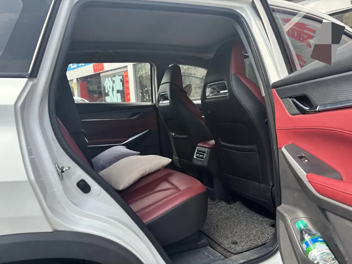 2022 ChangAn CS75 Plus 1.5T 188HP L4 8AT,autocango,china used car exporter,china ev exporter,chinese used car exporter,chinese used ev exporter