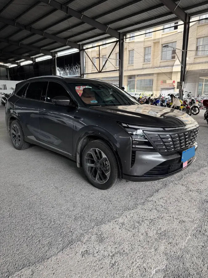 2024 ChangAn CS75 Plus 1.5T 188HP L4 8AT,autocango,china used car exporter,china ev exporter,chinese used car exporter,chinese used ev exporter