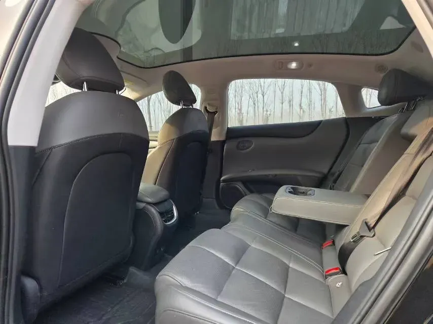 2024 IM L6 BEV 100KWH,autocango,china used car exporter,china ev exporter,chinese used car exporter,chinese used ev exporter