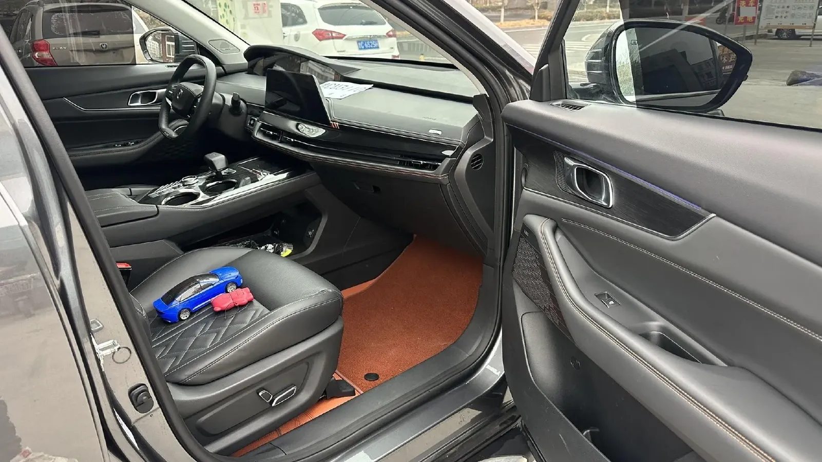 2022 Bestune T99 2.0T 224HP L4 6AT,autocango,china used car exporter,china ev exporter,chinese used car exporter,chinese used ev exporter