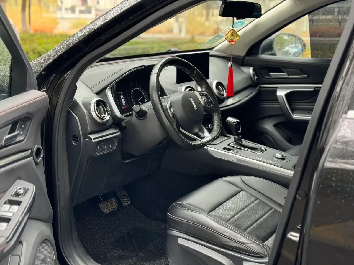 2019 WEY VV5 2.0T 197HP L4 7DCT,autocango,china used car exporter,china ev exporter,chinese used car exporter,chinese used ev exporter