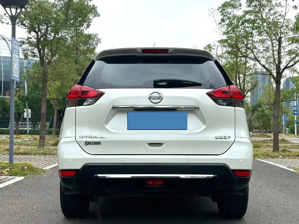 2020 Nissan X-Trail 2.0L 154HP L4 CVT,autocango,china used car exporter,china ev exporter,chinese used car exporter,chinese used ev exporter