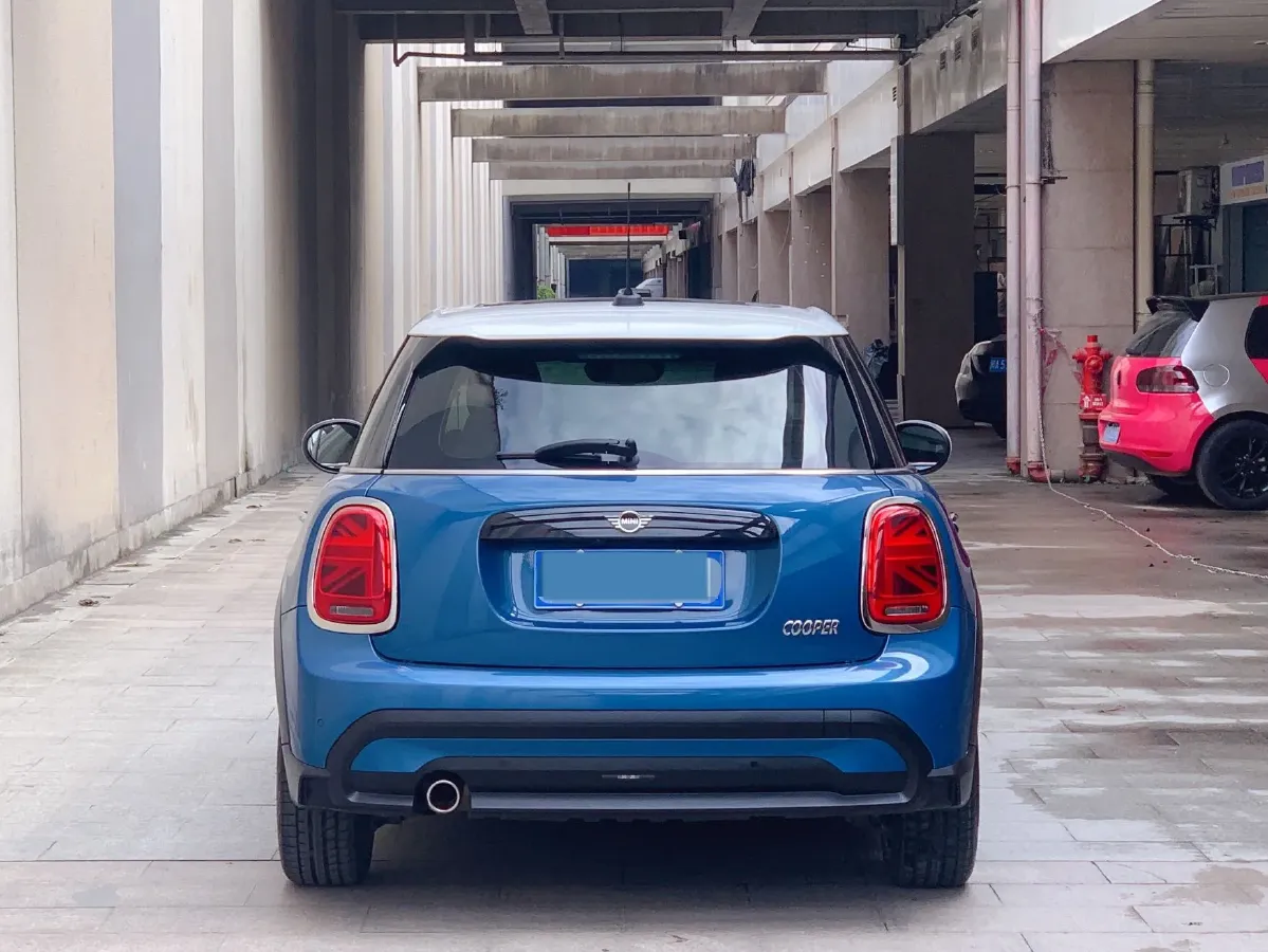 2022 MINI MINI 1.5T 136HP L3 7DCT,autocango,china used car exporter,china ev exporter,chinese used car exporter,chinese used ev exporter