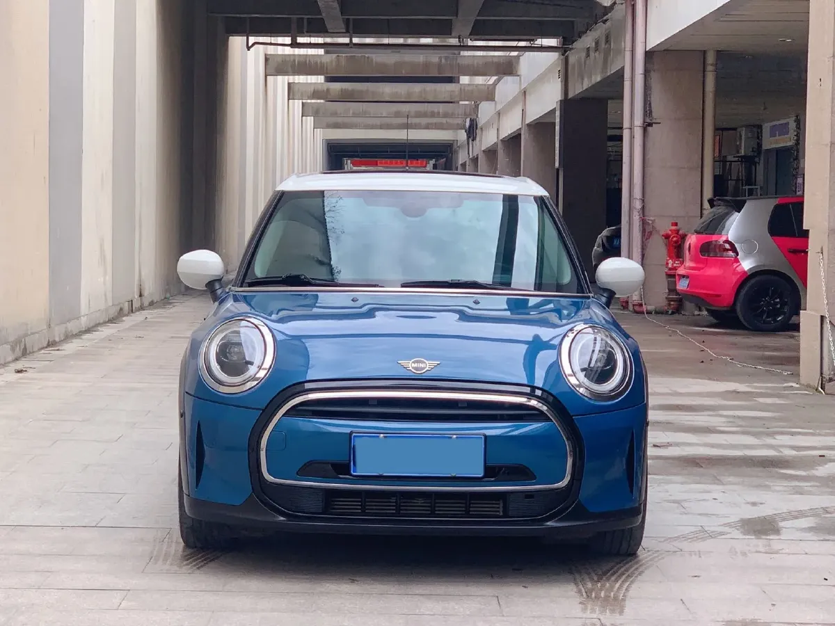 2022 MINI MINI 1.5T 136HP L3 7DCT,autocango,china used car exporter,china ev exporter,chinese used car exporter,chinese used ev exporter