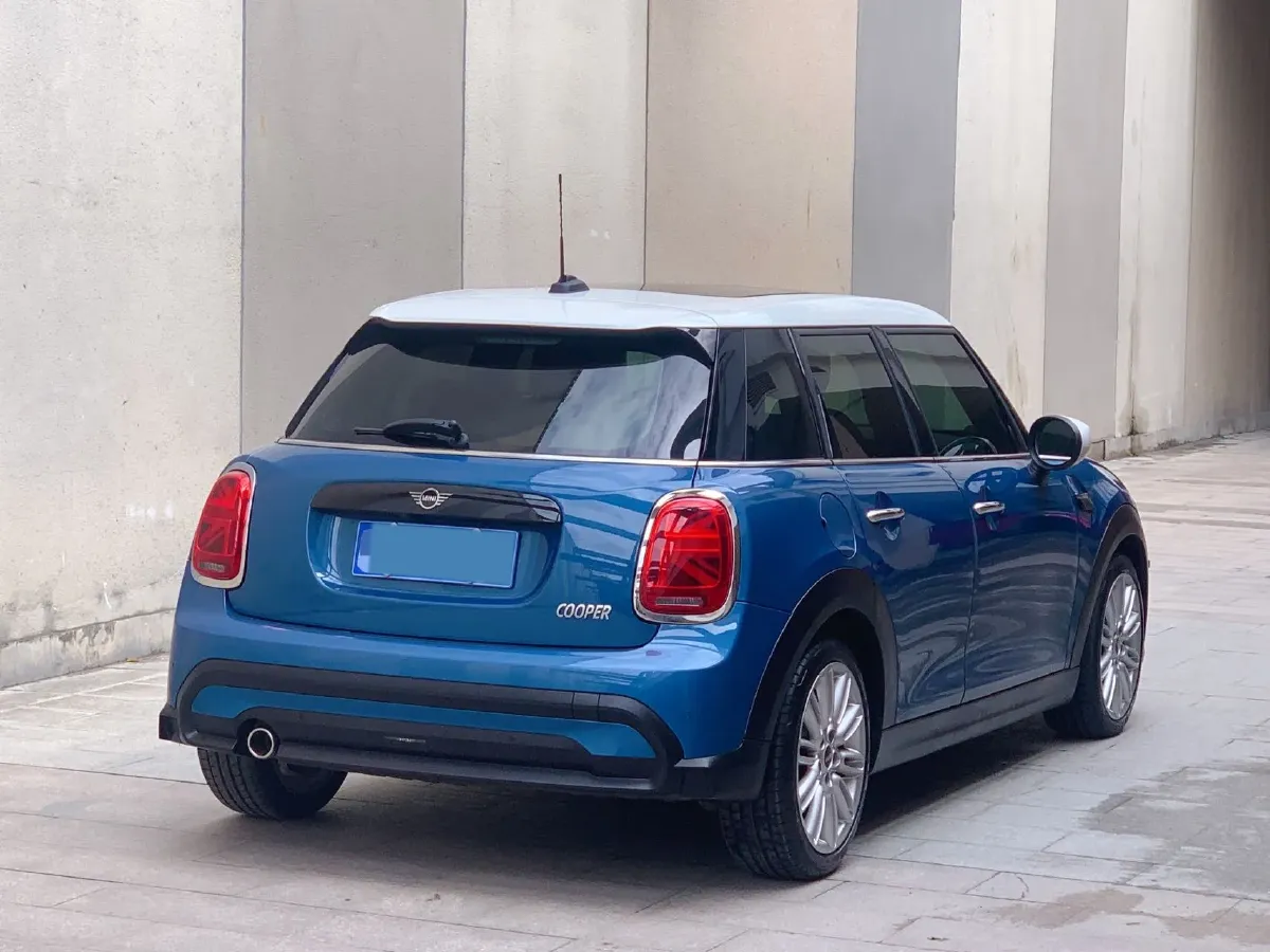 2022 MINI MINI 1.5T 136HP L3 7DCT,autocango,china used car exporter,china ev exporter,chinese used car exporter,chinese used ev exporter