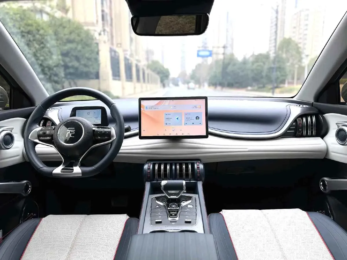 2022 Roewe RX5 MAX 1.5T 181HP L4 6AT,autocango,china used car exporter,china ev exporter,chinese used car exporter,chinese used ev exporter