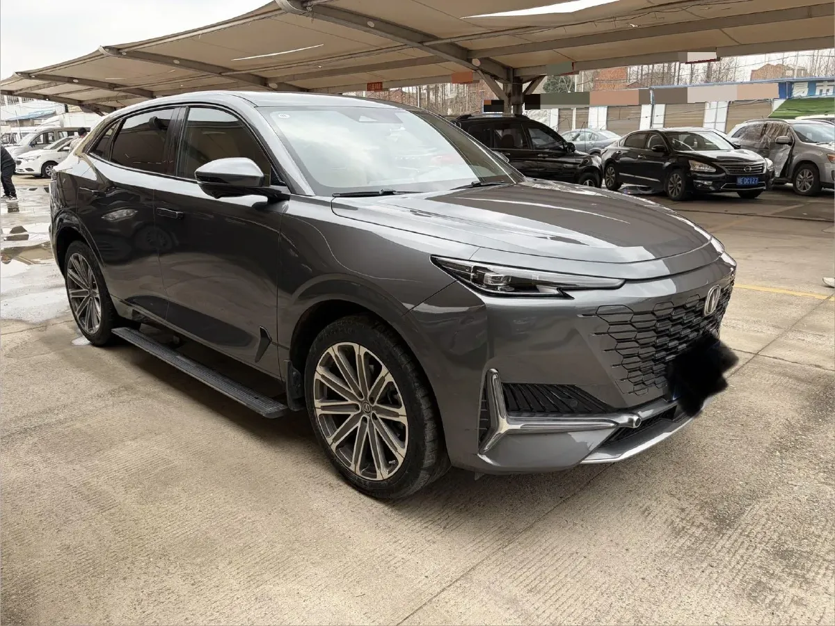 2021 ChangAn UNI-K 2.0T 233HP L4 8AT,autocango,china used car exporter,china ev exporter,chinese used car exporter,chinese used ev exporter