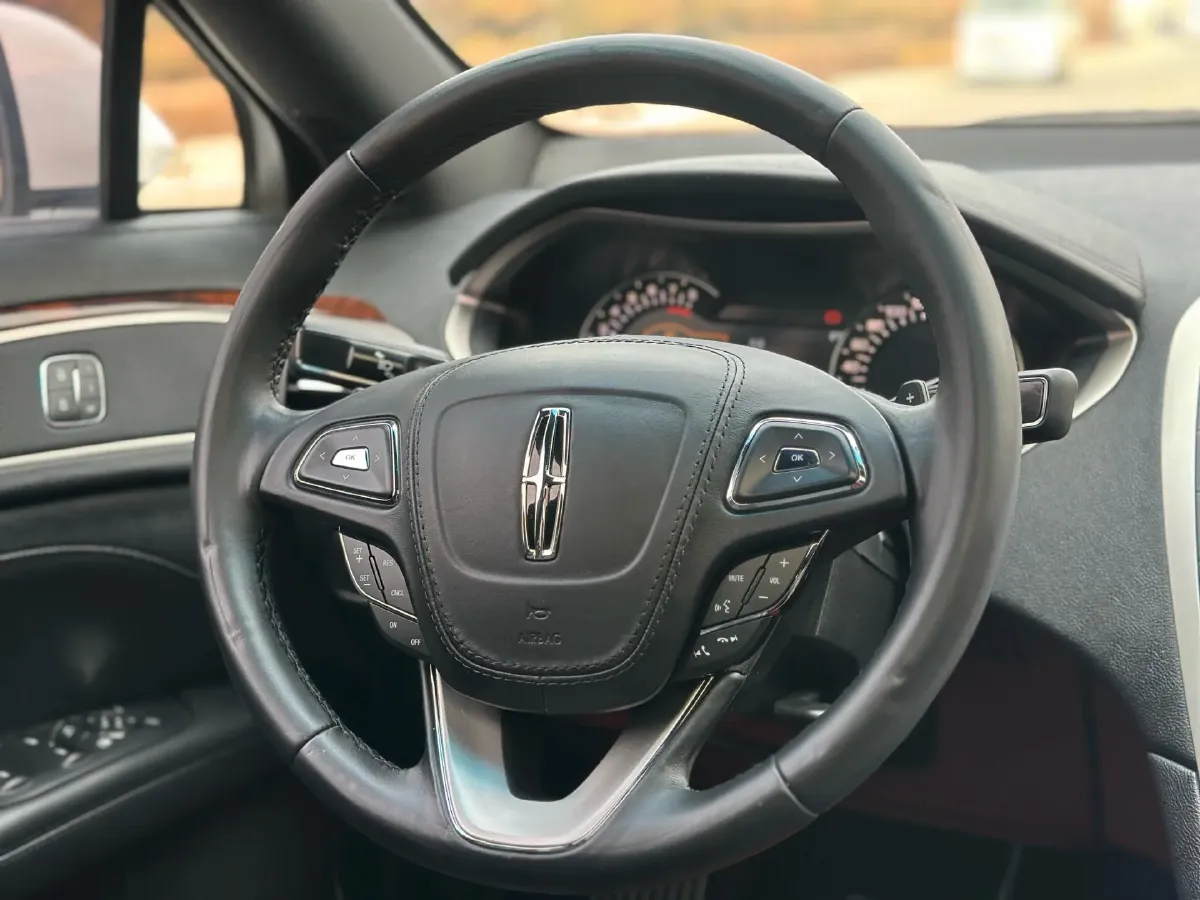 2019 BMW X2 1.5T 140HP L3 7DCT,autocango,china used car exporter,china ev exporter,chinese used car exporter,chinese used ev exporter